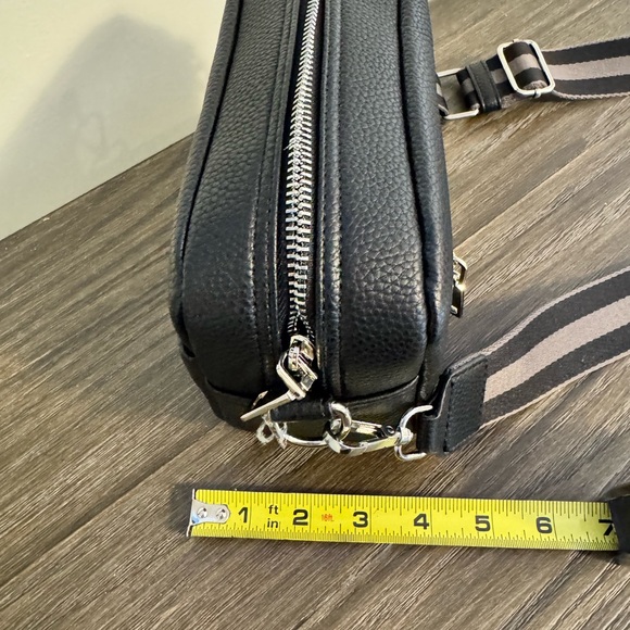 Sleek Black Crossbody Bag - Picture 4 of 7